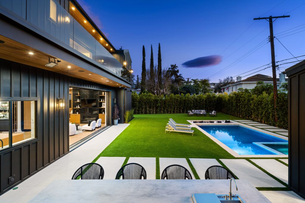 Image showcasing a contemporary backyard patio.